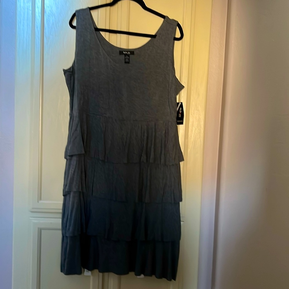 NWT style & Co grey 2x tiered dress. Soft fabric, well-made. Clean home
